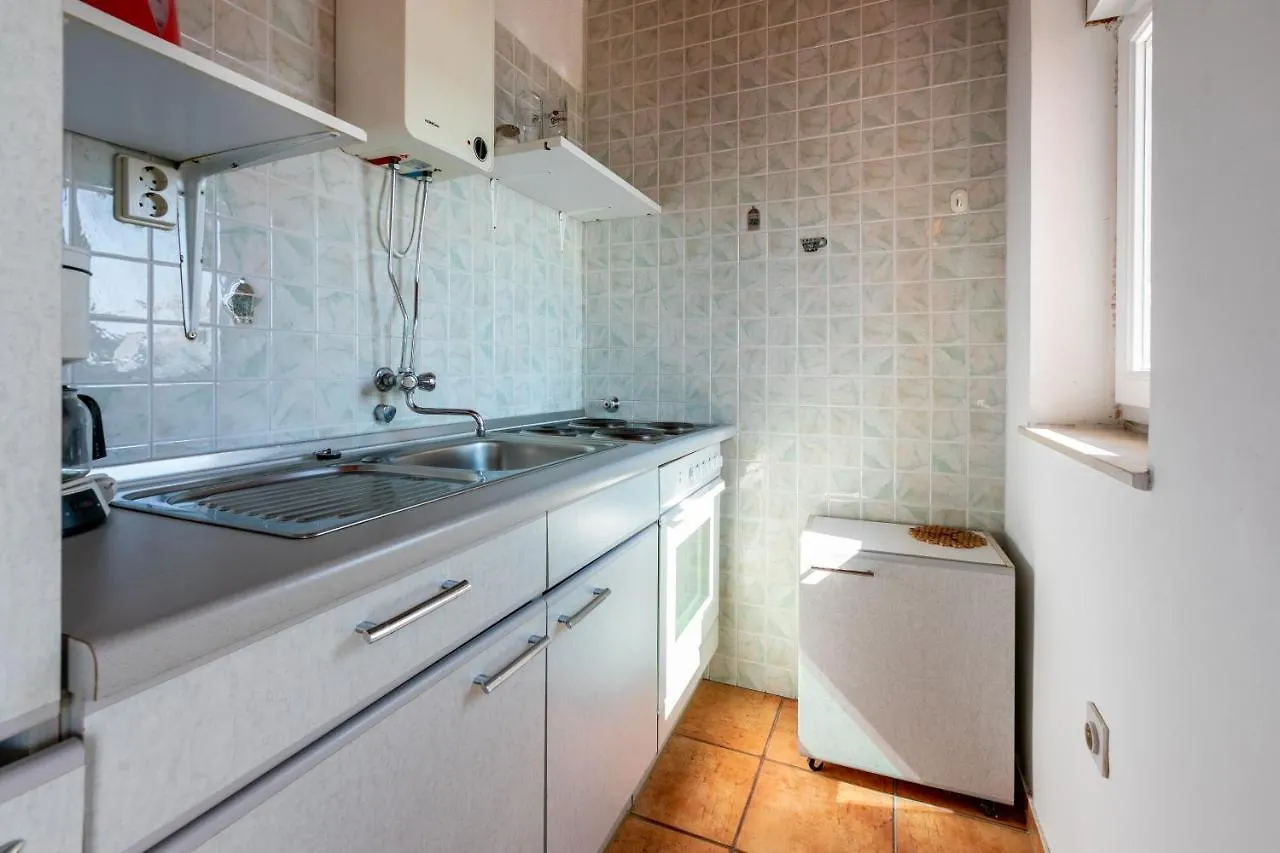 Apartments Vera Supetarska Draga