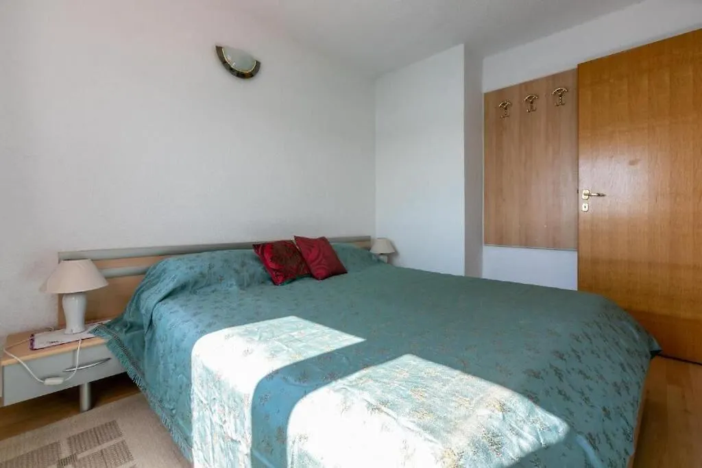 Apartments Vera Supetarska Draga 0*,