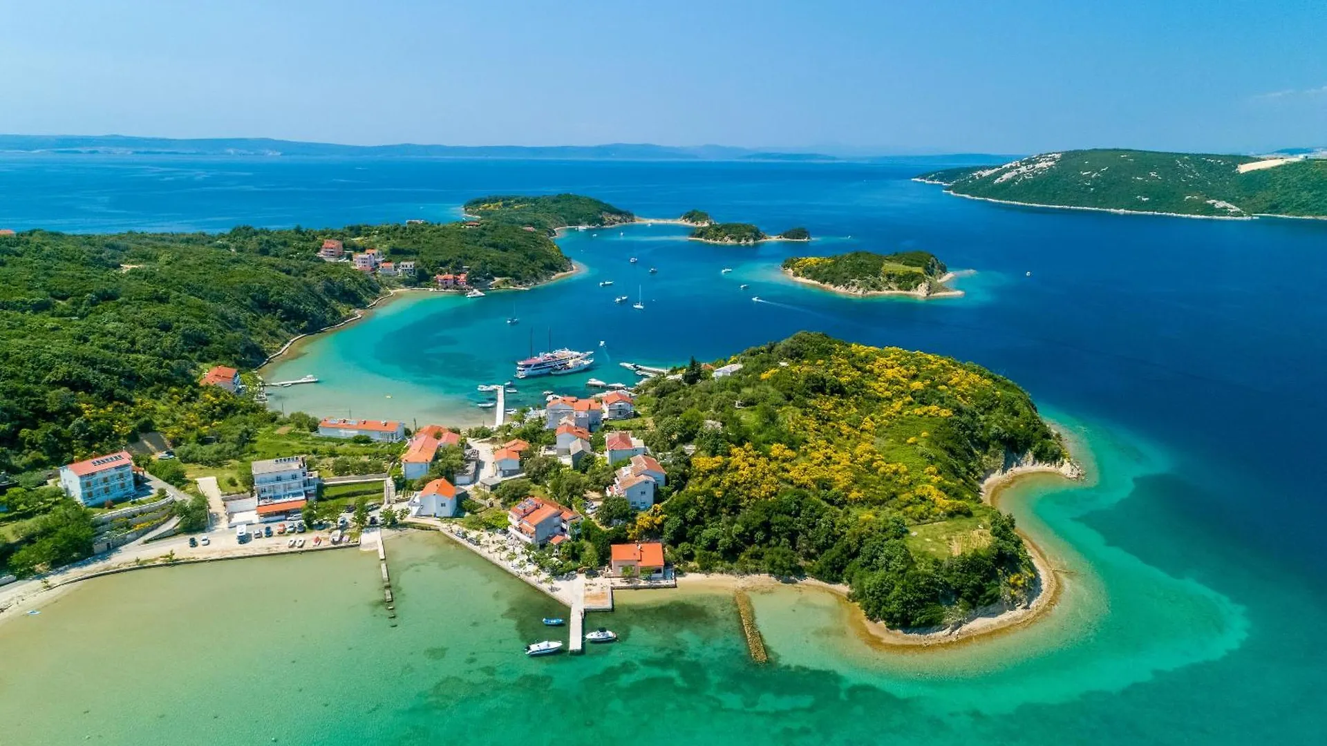 Apartments Vera Supetarska Draga 0*,  Croatia